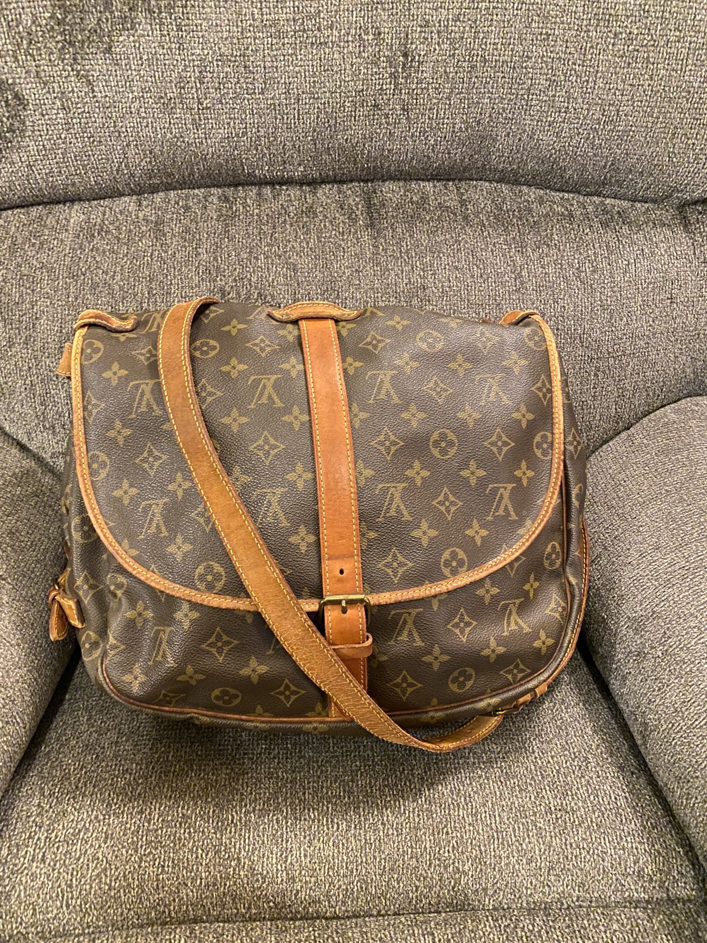 Louis Vuitton Saumur 35-reserved for buymyjunk09 for Sale in