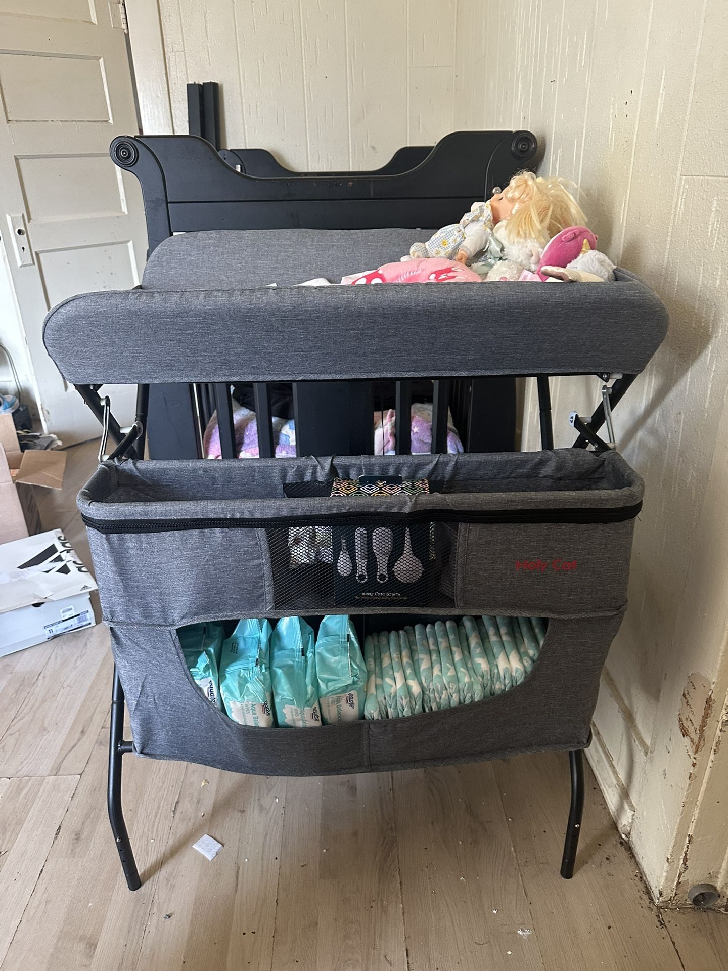 Baby Changing Station with Storage