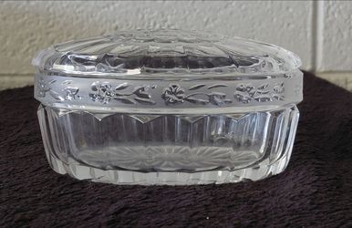 Small glass dish with lid