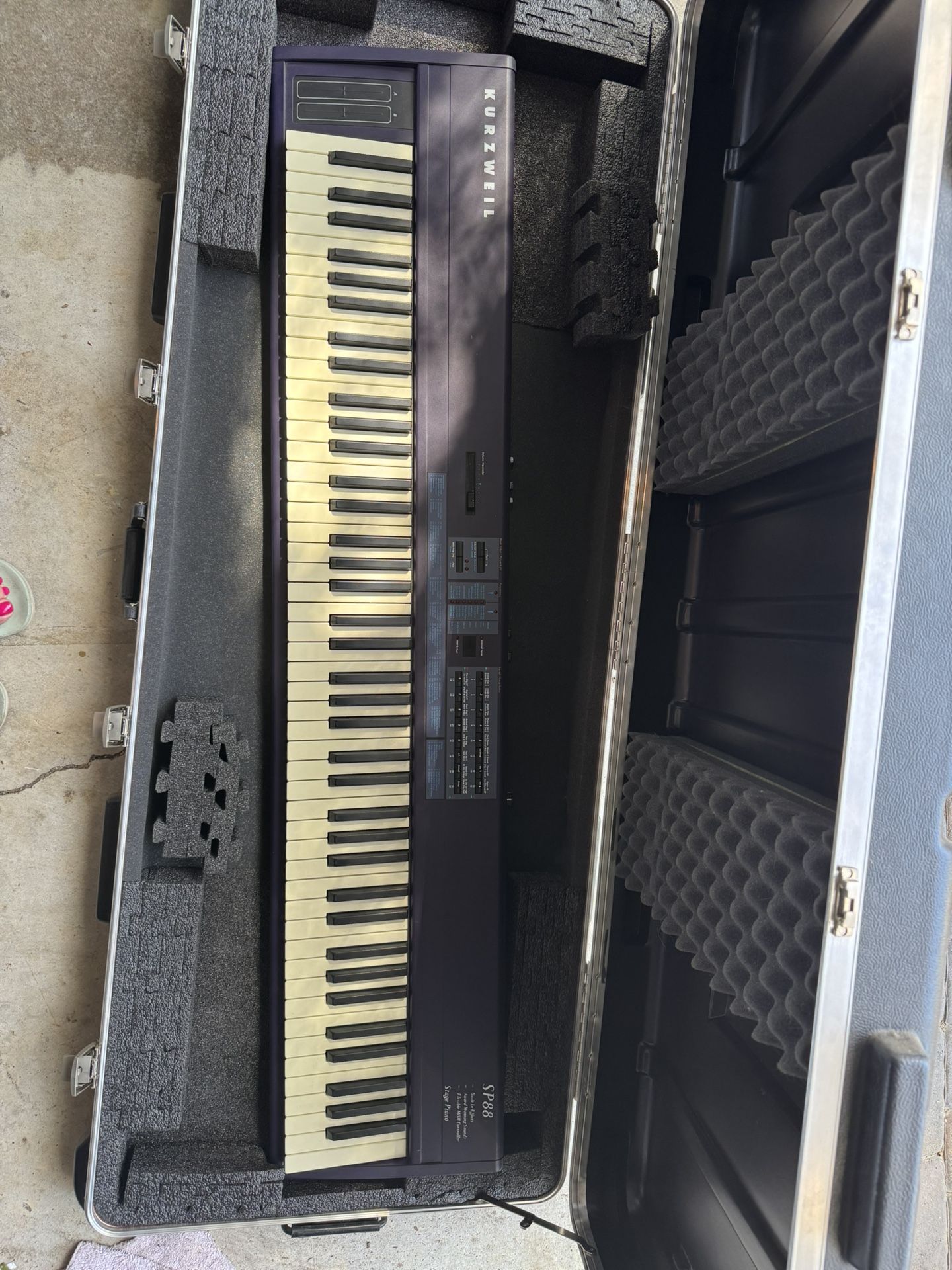 KURZWEIL SP88 KEYBOARD