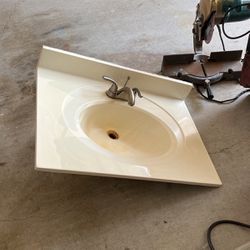 Bathroom Sink With Faucet 