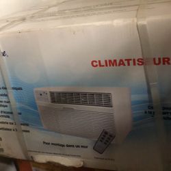 8000 BTU brand new wall air condition