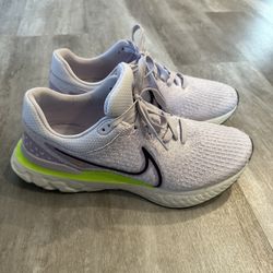 Nike React infinity Run Flyknit 3 Size 11