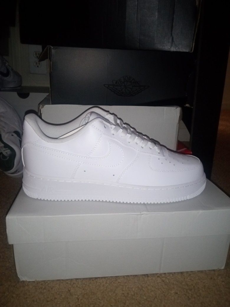 Nike Air Force 1 Size 7-13