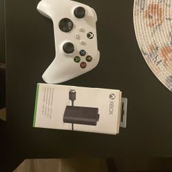 Xbox Series X/S Controller + Rechargeable Battery
