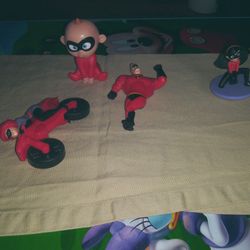 McDonald's toys Disney Incredibles 2 lot