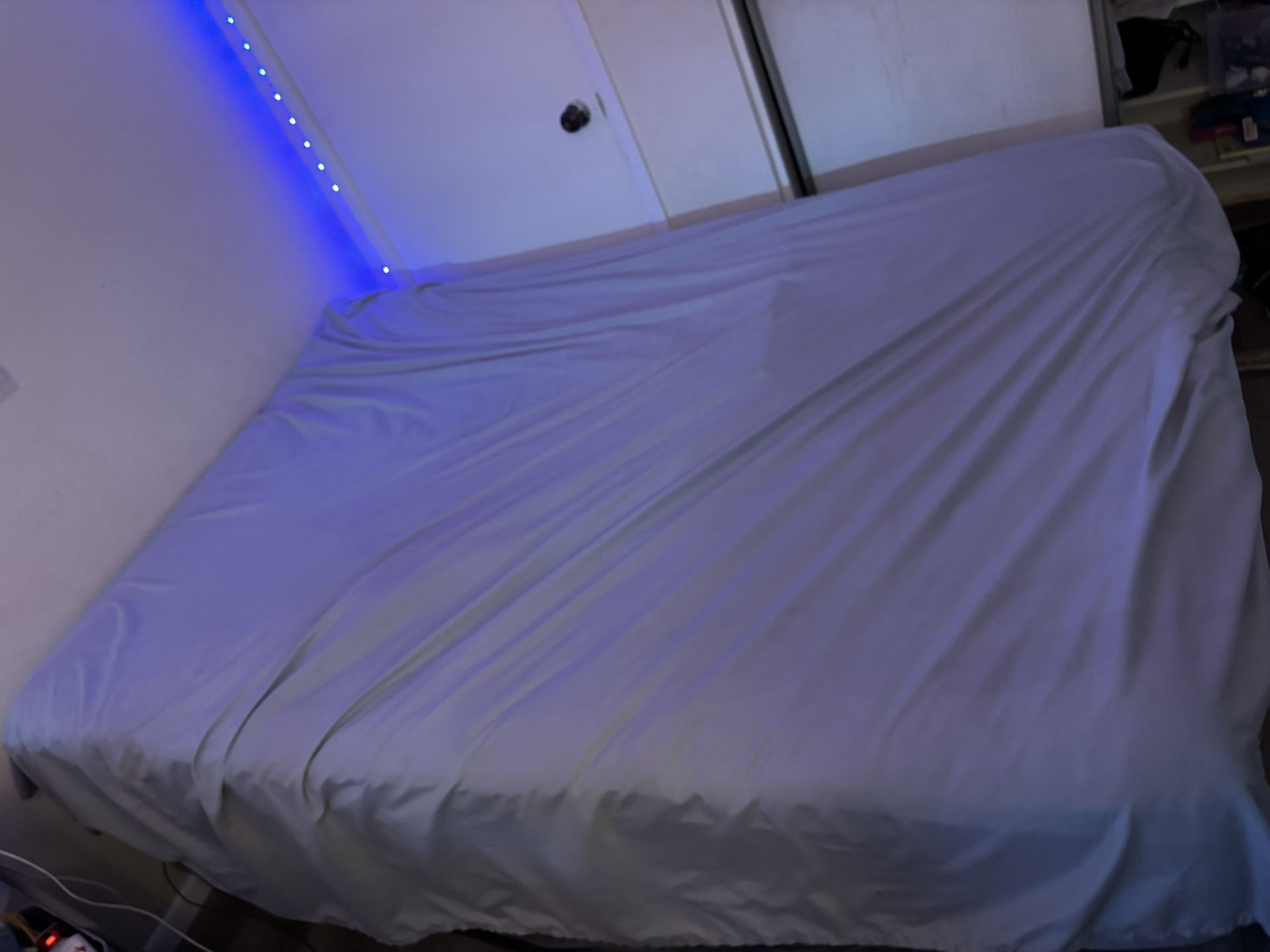 Full Mattress & Box Spring With Adjustable Frame