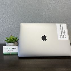Macbook Pro 13 Inch 2022 M2 8 Gb 256 Gb Used