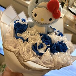 Hello Kitty Eternal Rose Bouquet 
