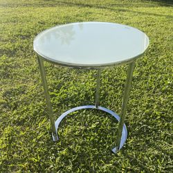 Modern Round Glass Top Side Table Chrome Accent End Table Side Table