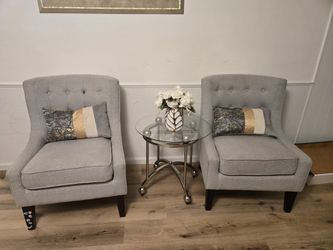 2 Piece Leather Seats and accent Chairs