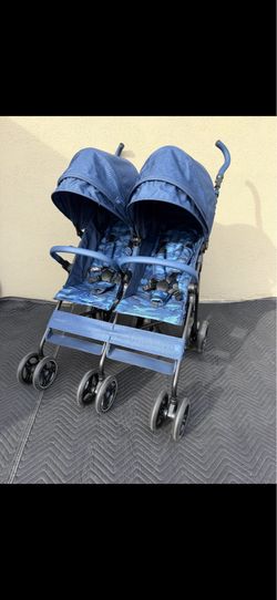 Stroller/ Baby Gap Classic Double Stroller/ BabyGap/ Kids/ Toddler/ New