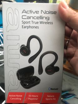Noise canceling earbuds