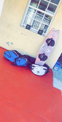2 kites harness and free Board