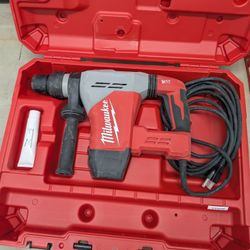 Milwaukee 1-9/16in. SDS Max Corded Rotary Hammer, Like New
