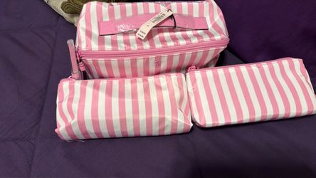 Victoria's Secret 3-Piece Cosmetic Bag Set