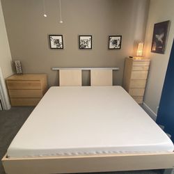 King Bedroom Set With Memory Foam Mattress