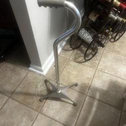 Quad Cane - Wide Base Adjustable Walking Quad Cane 
