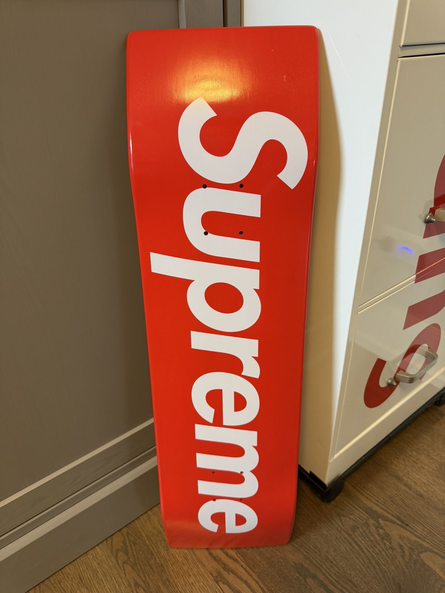 SUPREME UNCUT BOX LOGO SKATEBOARD DECK (RED)