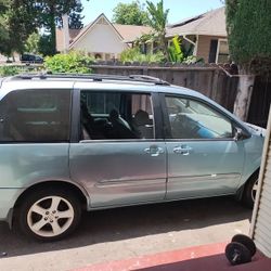 2003 Mazda Mpv 