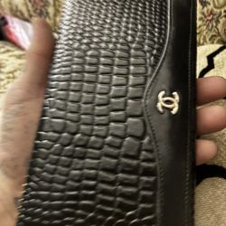 Real Crocodile Wallet Channel. Worth Probably 20 K Give Me  4