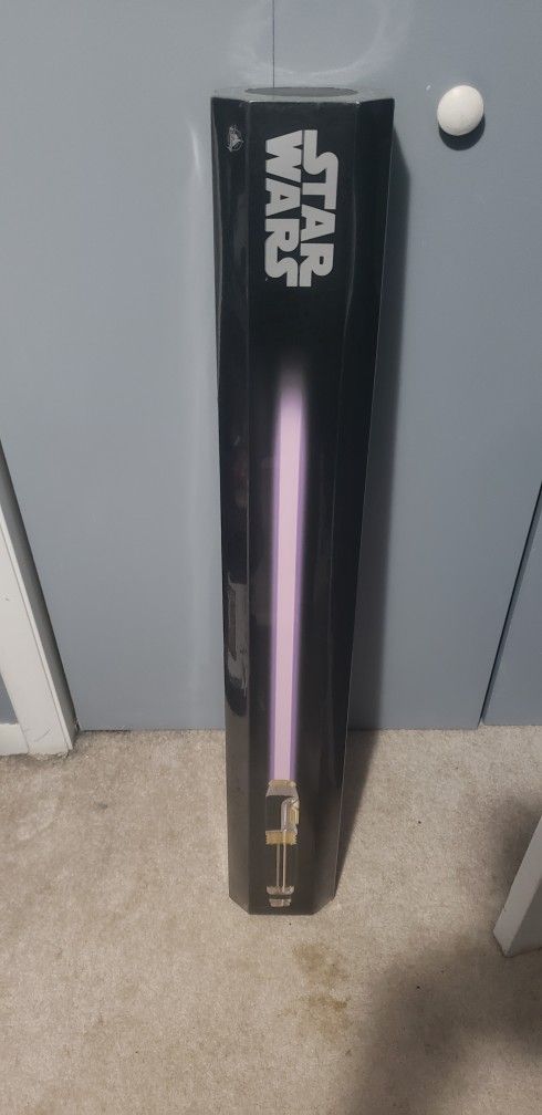 Mace Windu Galaxys Edge Light Saber