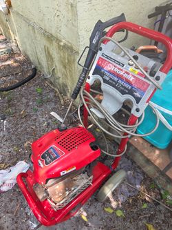3000 psi pressure cleaner Briggs and stratton