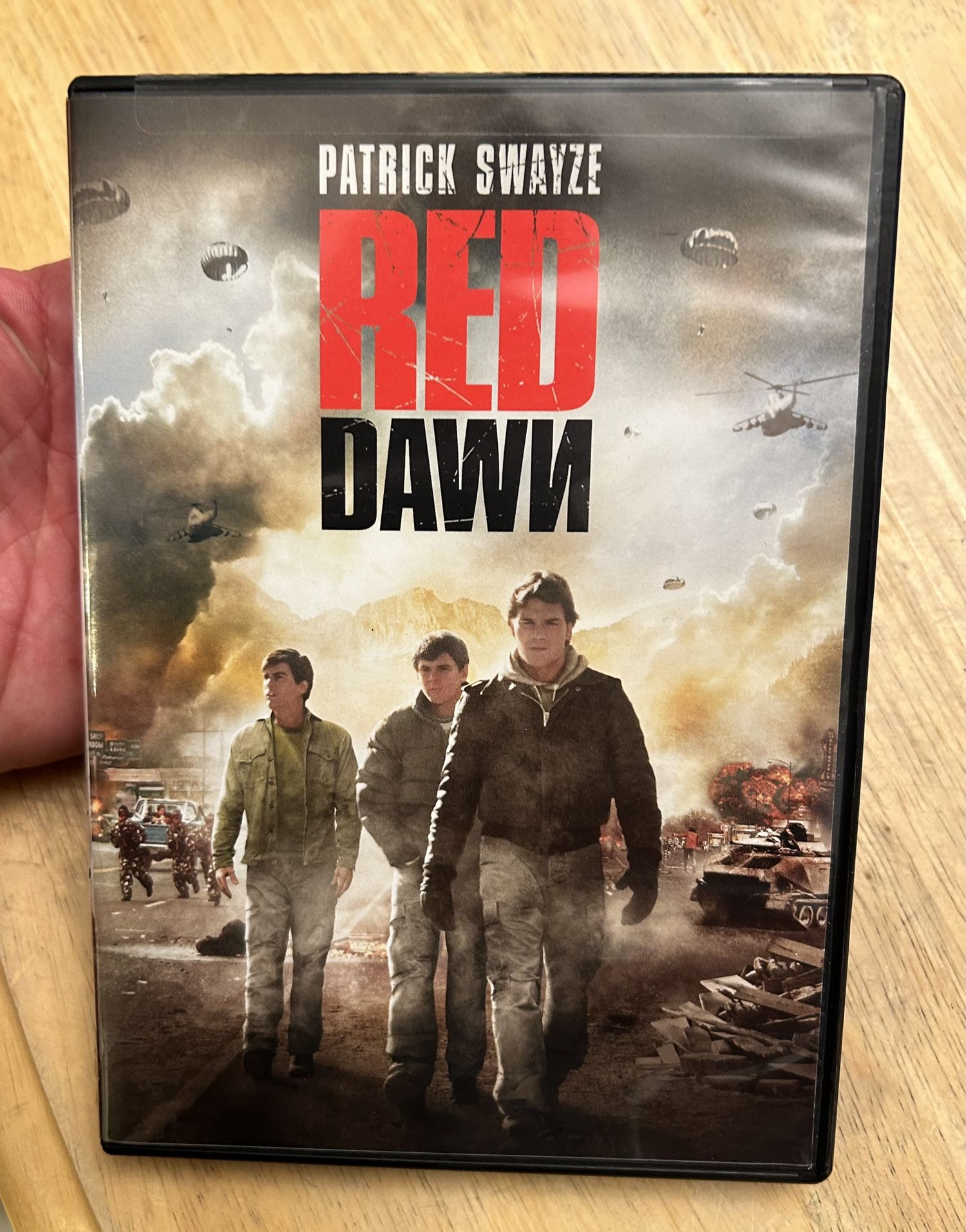 Red Dawn DVD Movie Patrick Swayze Like NEW