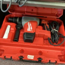 Milwaukee Corded 1 9/16 Rotary Hammer $400