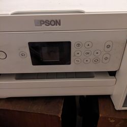 Printer Epson Echo Tank Ink Included For Parts Or Needs To Be Fixed 