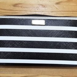 Black And White Kate Spade Wallet 