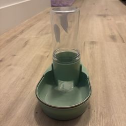 Dry Food Feeder For Small Animal