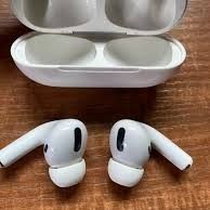Apple AirPods Pro 1st Gen with Charging Case