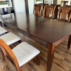 7- Piece Dinning Set !!!