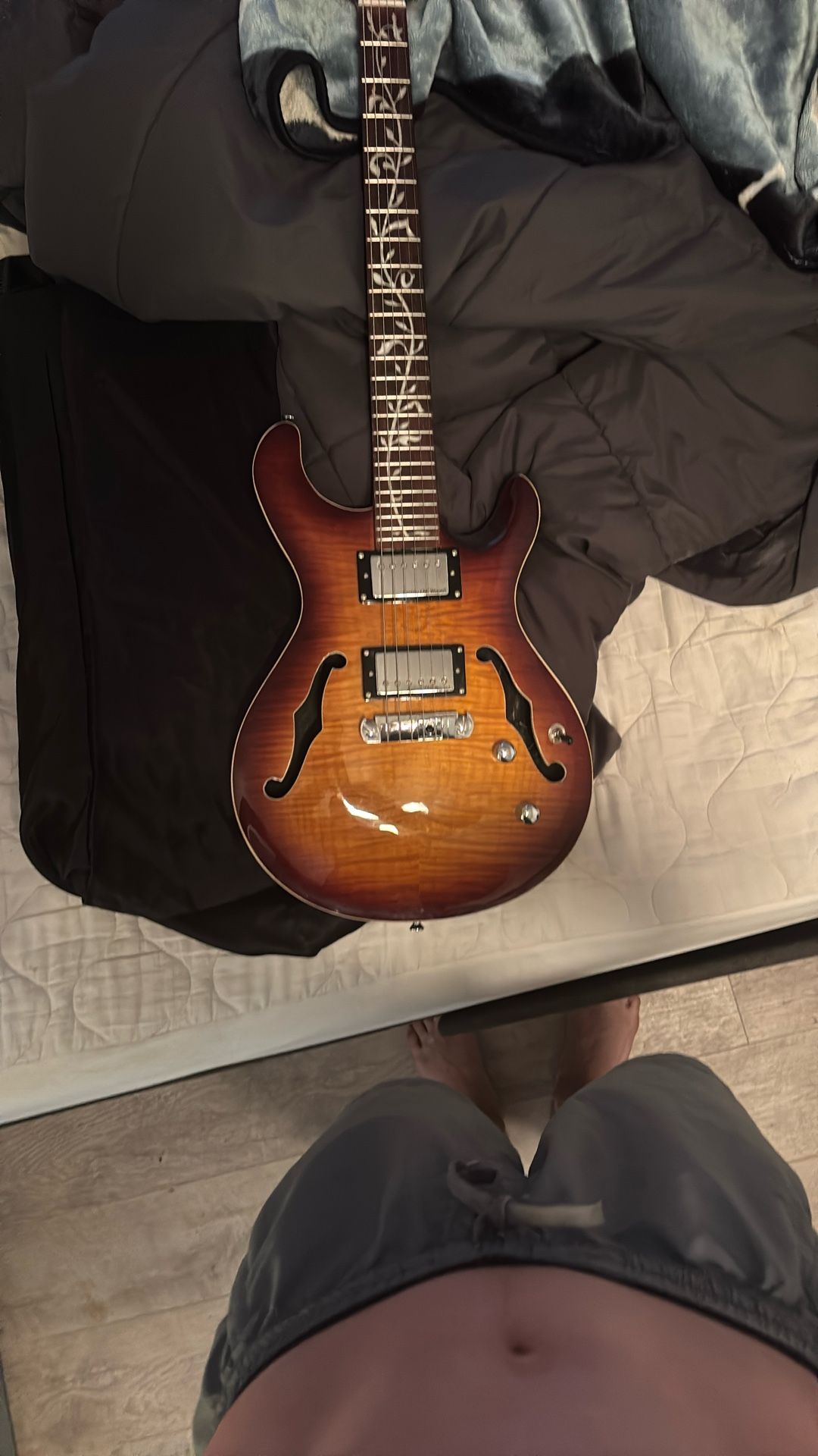 ivy 6 String Acoustic-Electric Guitar, Right, Tobacco Sunburst (IPF-300 TSB)
