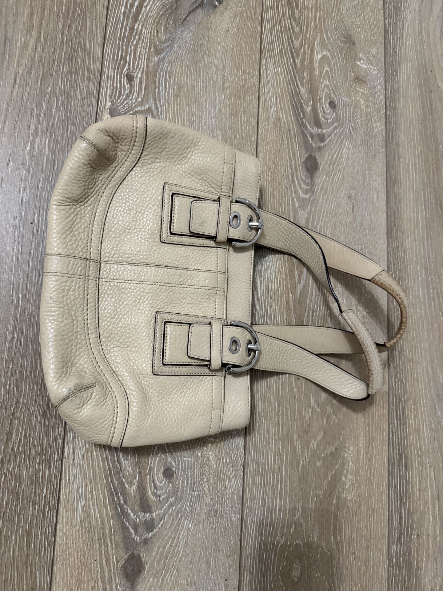 Authentic Coach handbag L0751 F10911