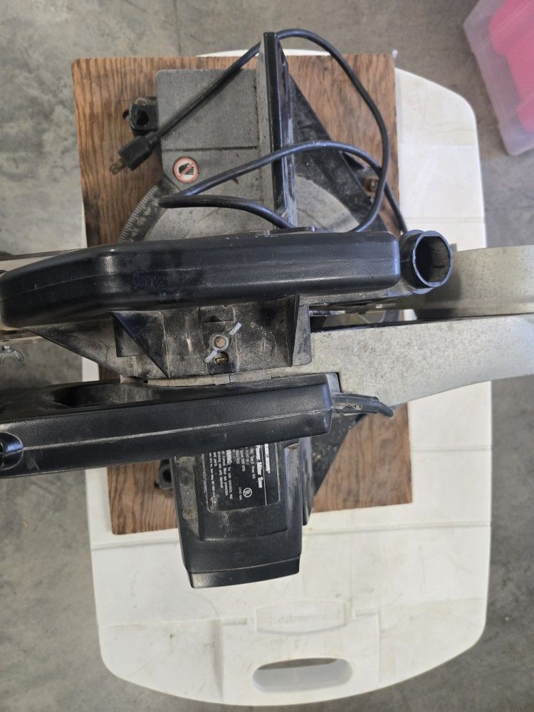 Black & Decker Miter Saw