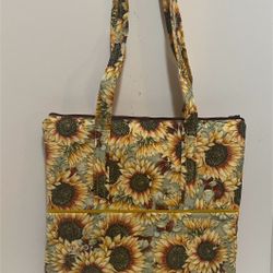 SUNFLOWERS HONEY BEE HANDMADE QUILTED TOTE BAG WITH POCKETS AND ZIPPER