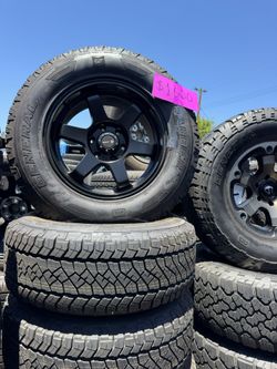WHEELS VROCK 18x9 CHEVY TOYOTA 