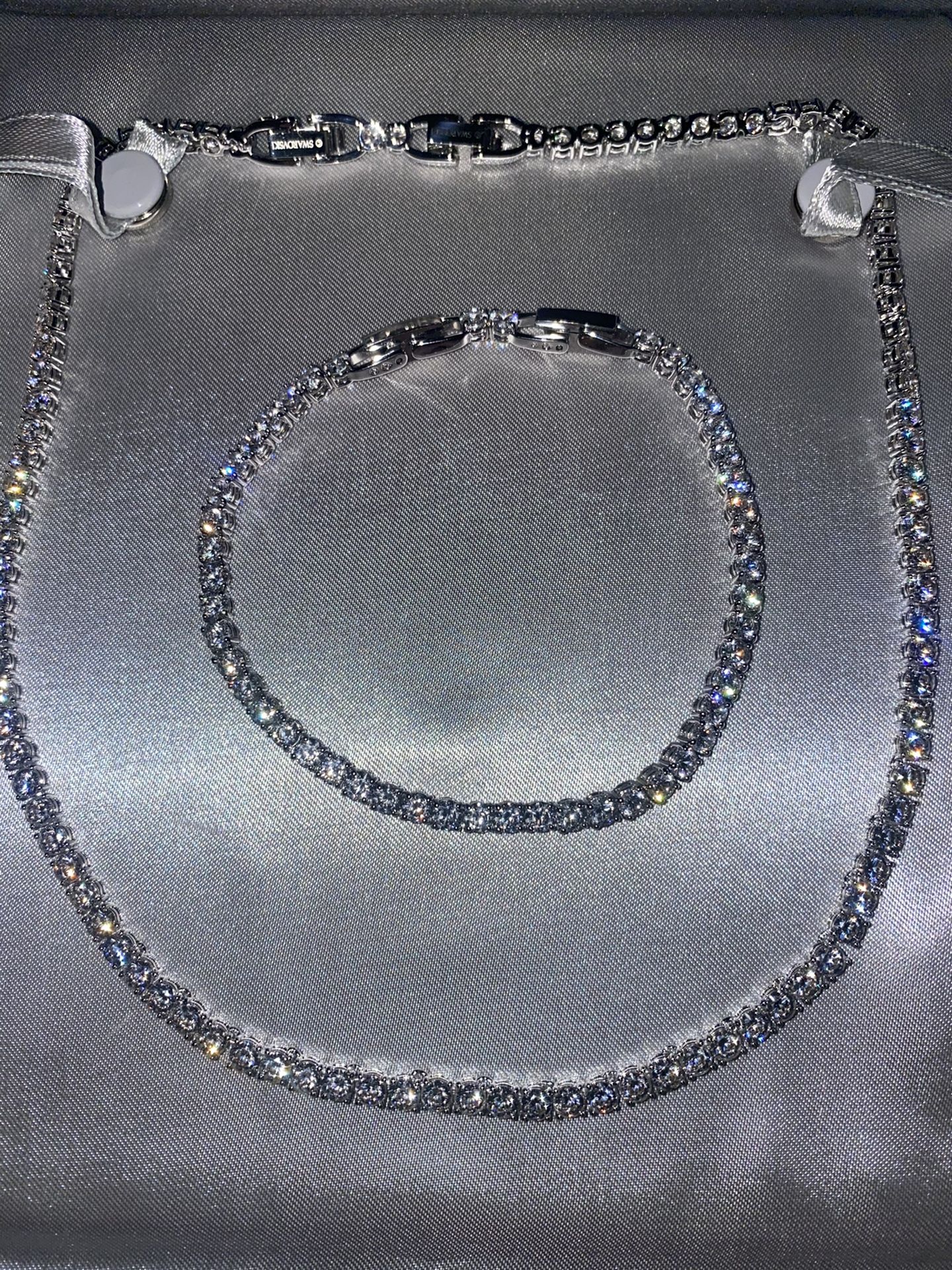 Swarovski Deluxe Choker And Bracelet