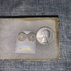 gold diamond earrings 