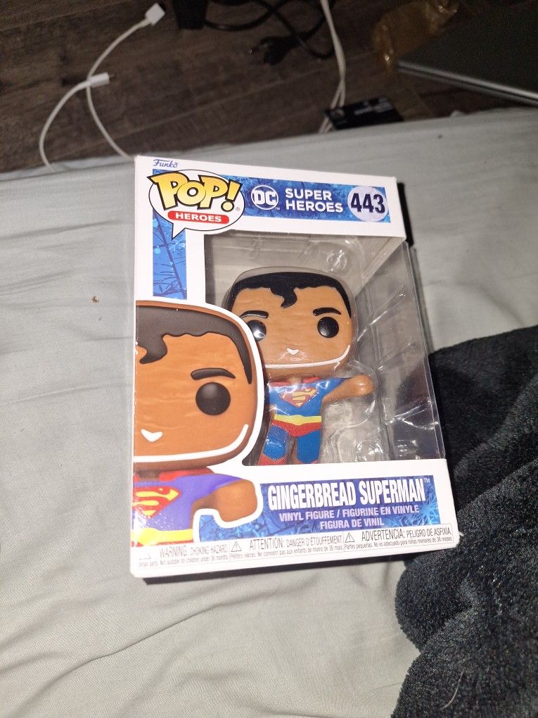 Bobble Head Gingerbread Superman