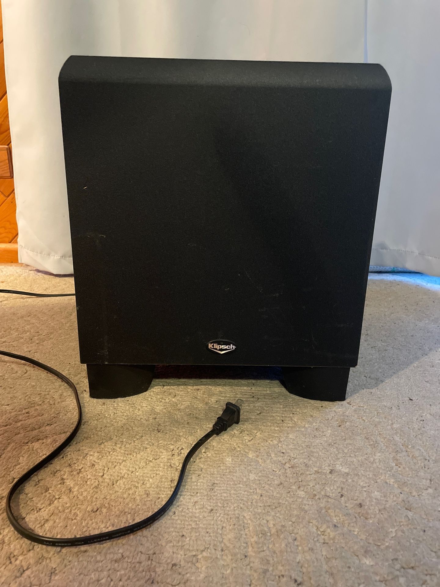 Klipsch KSW-10 subwoofer.