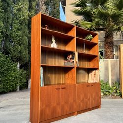 Danish Modern Mid Century MCM Teak Wood Wall Unit Bookcase Shelf Set