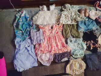 Baby's clothes