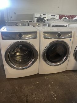 š„ Electrolux Gas Washer & Dryer Set š„