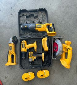 DeWalt tool combo kit