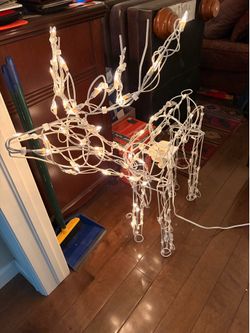 Free reindeer frames