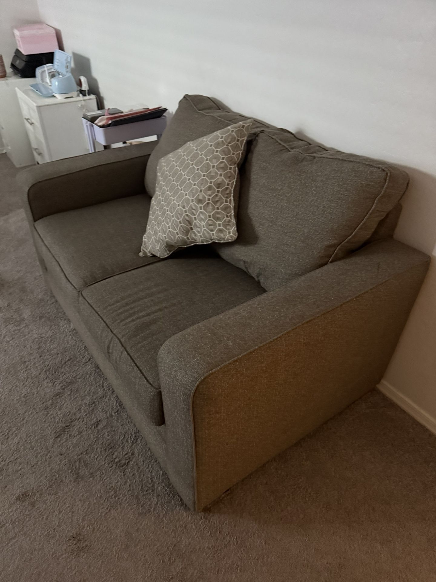 Small Couch Perfect Condition
