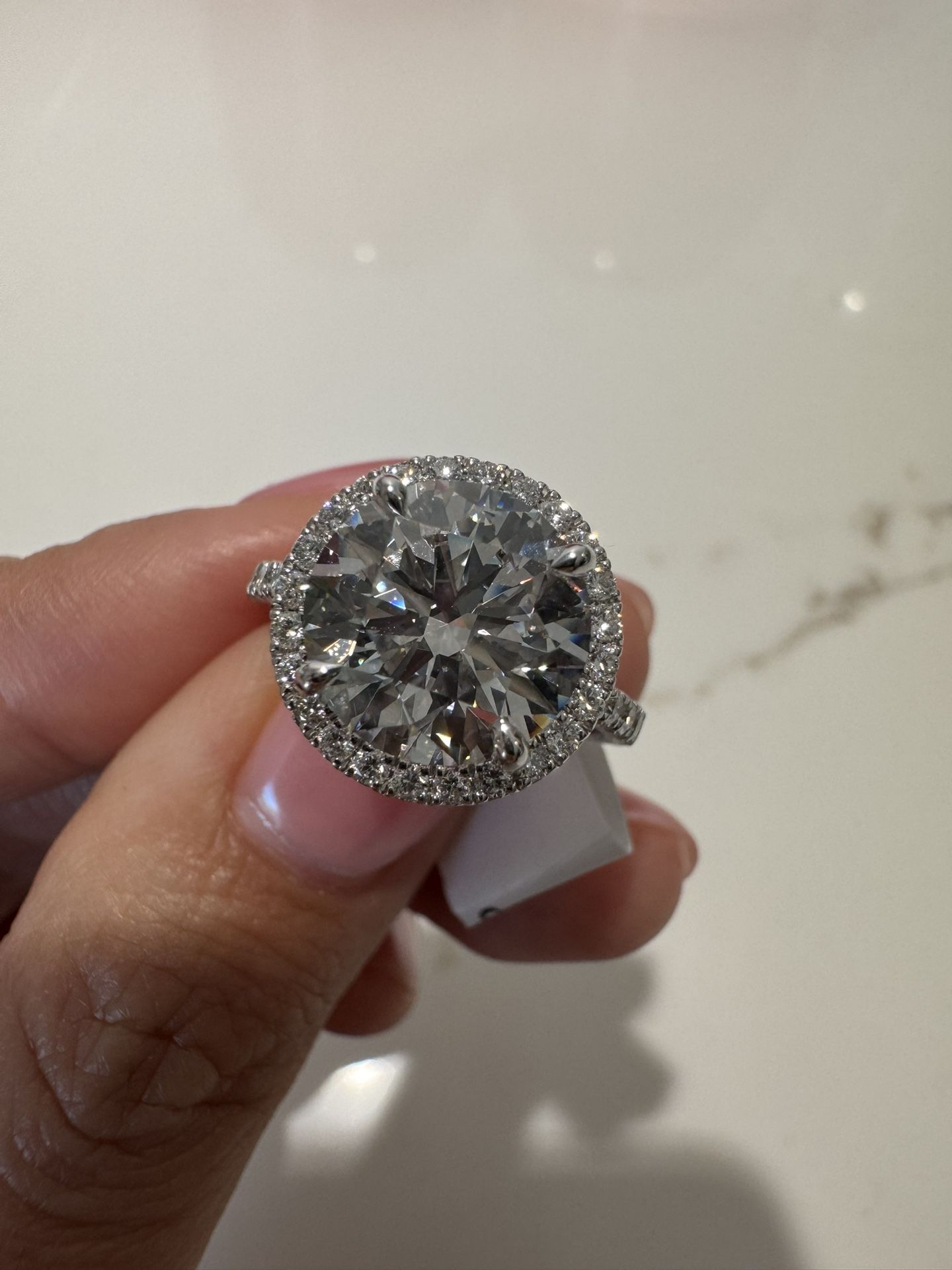 4.6 CT Engagement Ring - Lab Diamond
